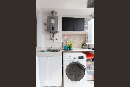 Apartamento à venda com 53m², 2 quartos e 1 vaga Apartamento à venda com 53m², 2 quartos e 1 vagaÁrea de Serviço