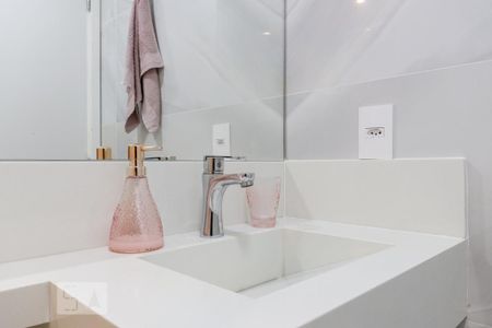 Apartamento à venda com 53m², 2 quartos e 1 vaga Apartamento à venda com 53m², 2 quartos e 1 vagaBanheiro