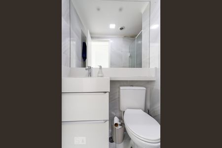 Apartamento à venda com 53m², 2 quartos e 1 vaga Apartamento à venda com 53m², 2 quartos e 1 vagaBanheiro da Suíte