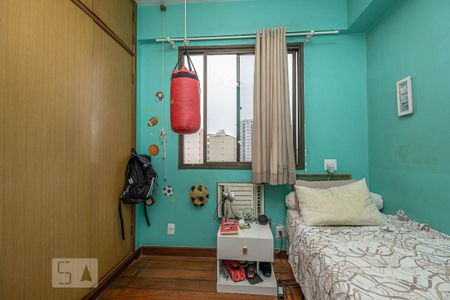 Apartamento à venda com 224m², 4 quartos e 3 vagasQuarto 2