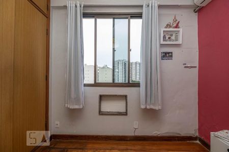 Apartamento à venda com 224m², 4 quartos e 3 vagasQuarto 3