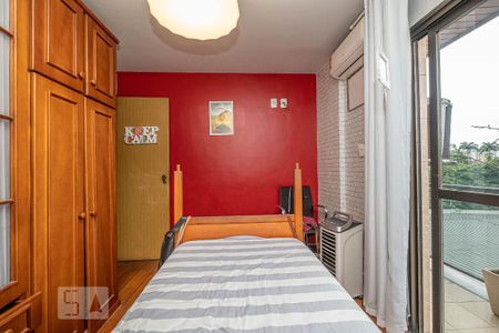 Apartamento à venda com 224m², 4 quartos e 3 vagasQuarto 4