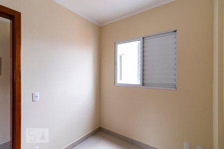 Quarto 1 de apartamento para alugar com 2 quartos, 40m² em Vila Marte, São Paulo