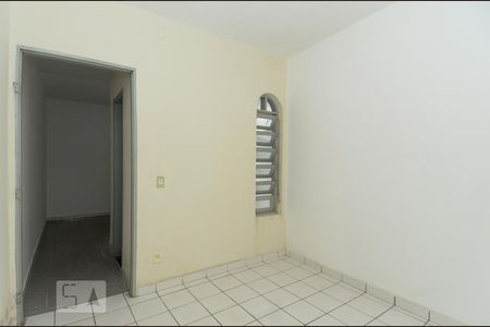 Quarto de casa para alugar com 1 quarto, 40m² em Cidade Parque Alvorada, Guarulhos
