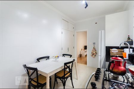 Apartamento para alugar com 79m², 2 quartos e 1 vagaCozinha