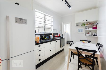 Apartamento para alugar com 79m², 2 quartos e 1 vagaCozinha