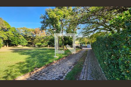 Casa à venda com 420m², 4 quartos e 2 vagas Casa à venda com 420m², 4 quartos e 2 vagasÁrea comum