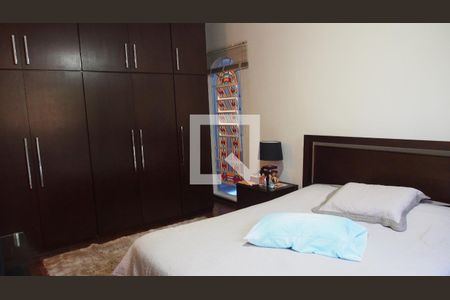 Casa à venda com 420m², 4 quartos e 2 vagasQuarto 4