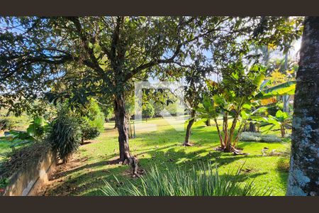 Casa à venda com 420m², 4 quartos e 2 vagas Casa à venda com 420m², 4 quartos e 2 vagasÁrea comum