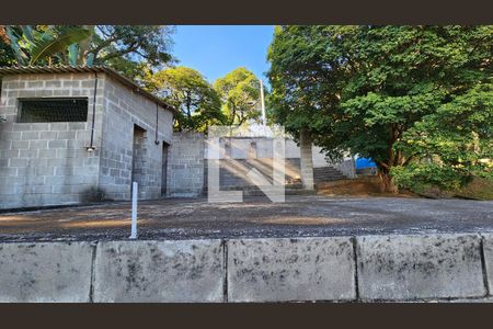 Casa à venda com 420m², 4 quartos e 2 vagas Casa à venda com 420m², 4 quartos e 2 vagasÁrea comum