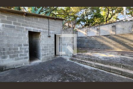 Casa à venda com 420m², 4 quartos e 2 vagas Casa à venda com 420m², 4 quartos e 2 vagasÁrea comum