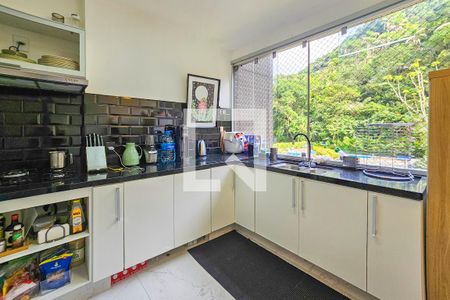 Apartamento para alugar com 185m², 4 quartos e 1 vaga Apartamento para alugar com 185m², 4 quartos e 1 vagaCozinha