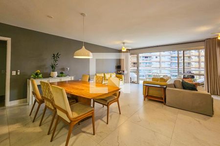 Apartamento para alugar com 185m², 4 quartos e 1 vaga Apartamento para alugar com 185m², 4 quartos e 1 vagaSala