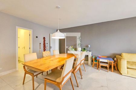 Apartamento para alugar com 185m², 4 quartos e 1 vaga Apartamento para alugar com 185m², 4 quartos e 1 vagaSala