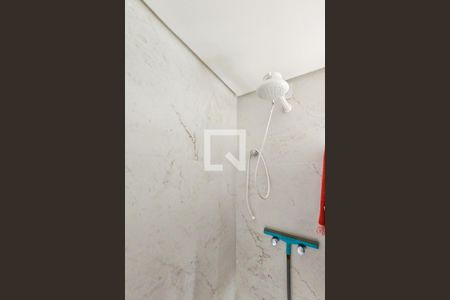 Apartamento para alugar com 185m², 4 quartos e 1 vaga Apartamento para alugar com 185m², 4 quartos e 1 vagaBanheiro da suíte 1