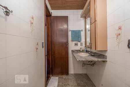Apartamento à venda com 120m², 3 quartos e 2 vagasBanheiro Social