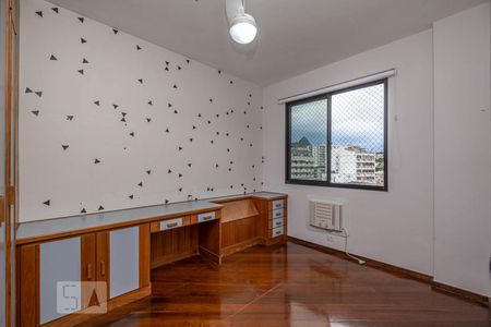 Apartamento à venda com 120m², 3 quartos e 2 vagasQuarto 2