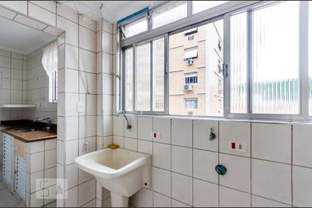 Área de serviço de apartamento para alugar com 2 quartos, 100m² em José Menino, Santos