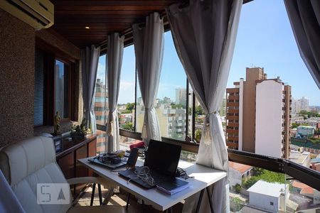 Sala - Varanda de apartamento à venda com 3 quartos, 195m² em Centro, Canoas