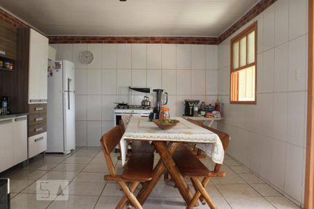 Casa à venda com 81m², 2 quartos e 3 vagas Casa à venda com 81m², 2 quartos e 3 vagasCozinha 2