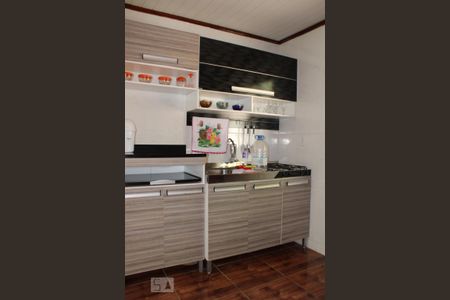 Casa à venda com 81m², 2 quartos e 3 vagas Casa à venda com 81m², 2 quartos e 3 vagasCozinha