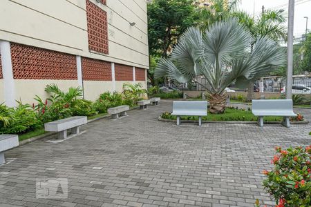Apartamento à venda com 120m², 2 quartos e 1 vaga Apartamento à venda com 120m², 2 quartos e 1 vagaHall de Entrada