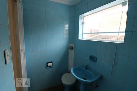 Casa à venda com 220m², 8 quartos e 2 vagasBanheiro