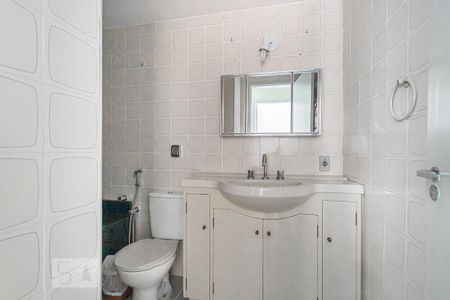 Apartamento para alugar com 70m², 2 quartos e 1 vaga Apartamento para alugar com 70m², 2 quartos e 1 vagaBanheiro