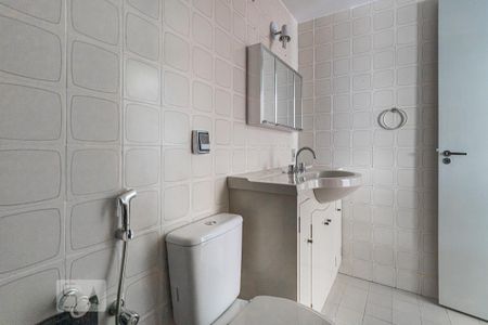 Apartamento para alugar com 70m², 2 quartos e 1 vaga Apartamento para alugar com 70m², 2 quartos e 1 vagaBanheiro