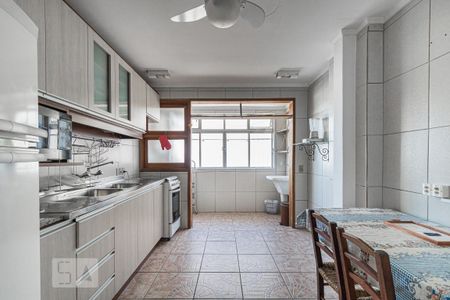 Apartamento para alugar com 70m², 2 quartos e 1 vaga Apartamento para alugar com 70m², 2 quartos e 1 vagaCozinha