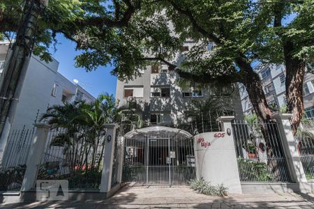 Apartamento para alugar com 70m², 2 quartos e 1 vaga Apartamento para alugar com 70m², 2 quartos e 1 vagaFachada e portaria