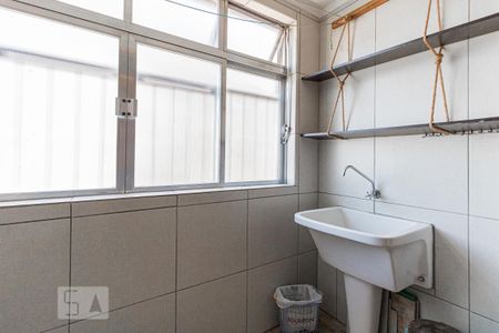 Apartamento para alugar com 70m², 2 quartos e 1 vaga Apartamento para alugar com 70m², 2 quartos e 1 vagaArea de serviço