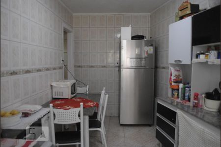Casa à venda com 113m², 4 quartos e 2 vagasCozinha