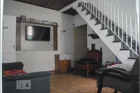 Casa à venda com 113m², 4 quartos e 2 vagasSala