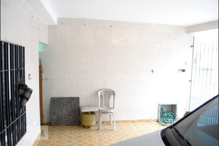 Casa à venda com 113m², 4 quartos e 2 vagasGaragem