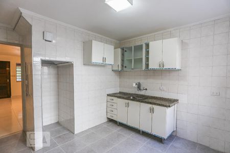 Casa à venda com 100m², 3 quartos e 1 vaga Casa à venda com 100m², 3 quartos e 1 vagaCozinha