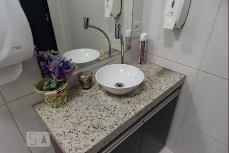 Pia de casa à venda com 5 quartos, 135m² em Vila Mariana, São Paulo