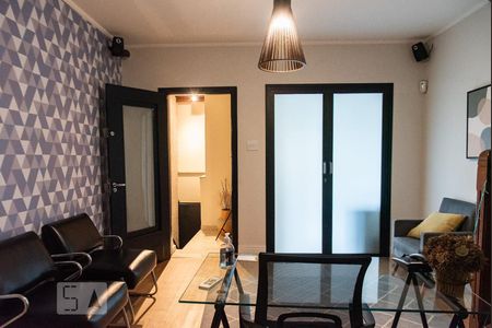 Sala de casa à venda com 5 quartos, 135m² em Vila Mariana, São Paulo