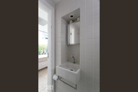 Apartamento à venda com 160m², 1 quarto e sem vagaBanheiro da Suíte