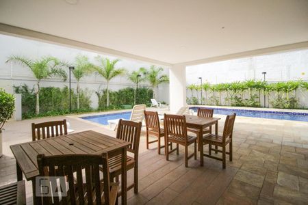 Apartamento à venda com 33m², 2 quartos e sem vagaPiscina