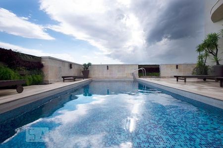 Apartamento para alugar com 42m², 1 quarto e 1 vagaPiscina