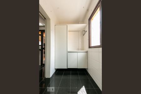 Apartamento para alugar com 106m², 3 quartos e 1 vagaÁrea de Serviço