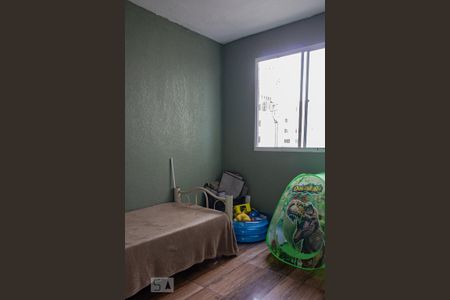 Quarto 2 de apartamento à venda com 2 quartos, 42m² em Rio Branco, Canoas