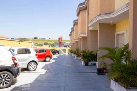 Casa de condomínio à venda com 65m², 2 quartos e 1 vagaGaragem 
