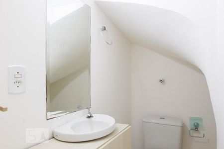 Lavabo de casa de condomínio à venda com 2 quartos, 65m² em Itaquera, São Paulo
