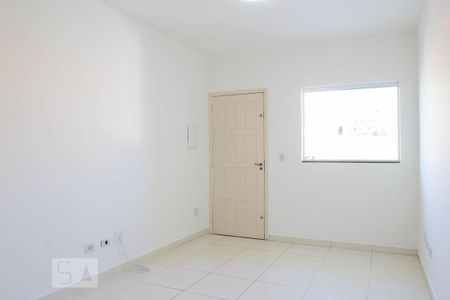 Sala de casa de condomínio à venda com 2 quartos, 65m² em Itaquera, São Paulo