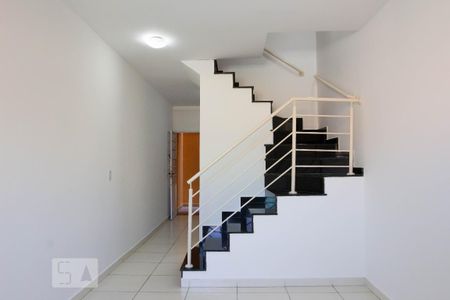 Sala de casa de condomínio à venda com 2 quartos, 65m² em Itaquera, São Paulo