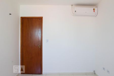 Casa de condomínio à venda com 65m², 2 quartos e 1 vagaQuarto 1 