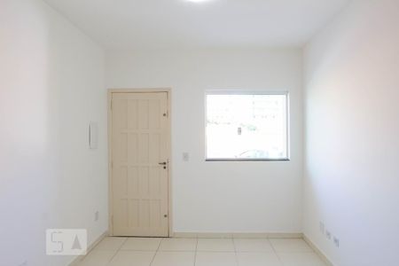 Sala de casa de condomínio à venda com 2 quartos, 65m² em Itaquera, São Paulo