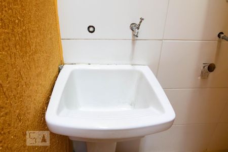 Casa de condomínio à venda com 65m², 2 quartos e 1 vagaTanque 